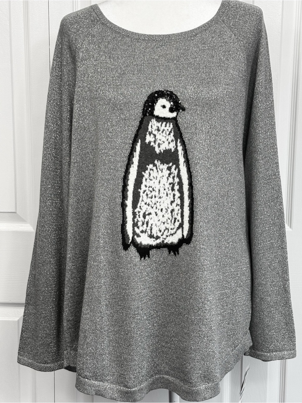 NWT Style & Co. Silver Metallic Sequin Penguin Graphic Scoop Neck Sweater XL